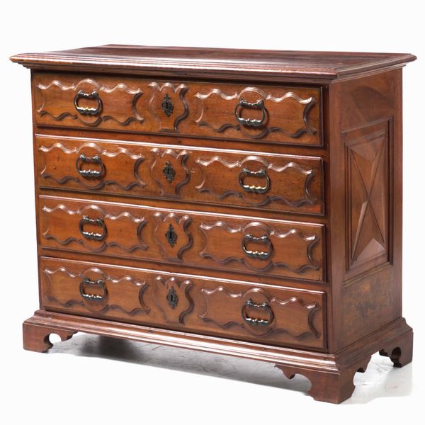 Comò in legno intagliato, Piemonte XVIII secolo  - Asta  Antiquariato gennaio | Cambi Time - Associazione Nazionale - Case d'Asta italiane