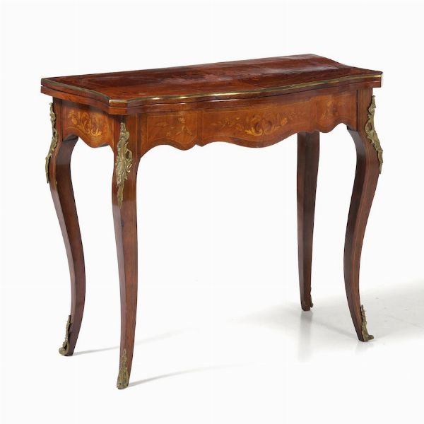 Tavolo da gioco lastronato e intarsiato  - Asta  Antiquariato gennaio | Cambi Time - Associazione Nazionale - Case d'Asta italiane