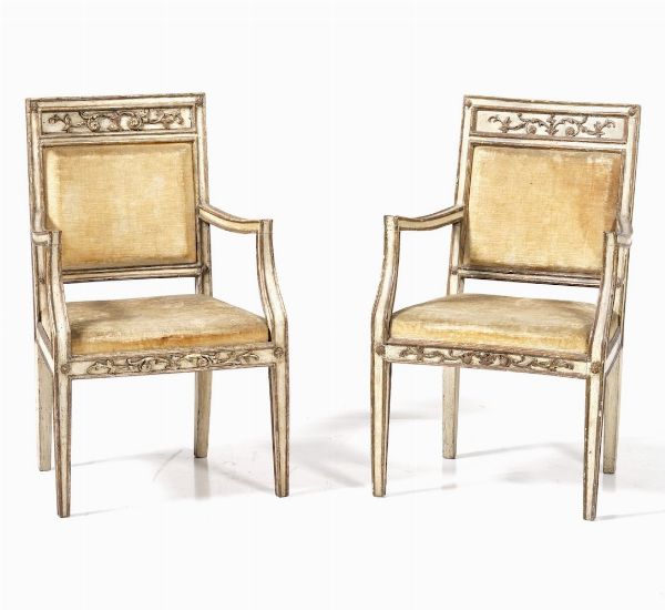 Coppia di poltrone in legno laccato e dorato, XIX-XX secolo  - Asta  Antiquariato gennaio | Cambi Time - Associazione Nazionale - Case d'Asta italiane