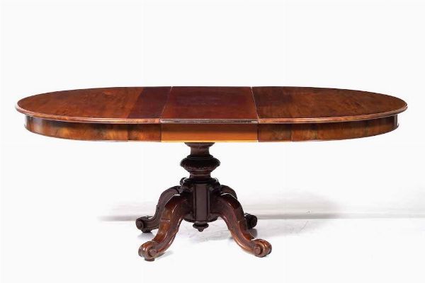 Tavolo allungabile con piano lastronato. XIX secolo  - Asta  Antiquariato gennaio | Cambi Time - Associazione Nazionale - Case d'Asta italiane