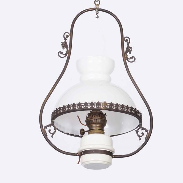 Lotto composto da quattro lampadari a lucerna  - Asta  Antiquariato gennaio | Cambi Time - Associazione Nazionale - Case d'Asta italiane