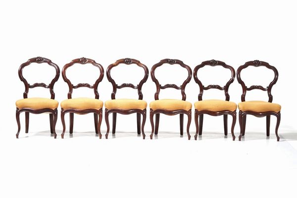 Tavolo e sei sedie in legno intagliato. XIX secolo  - Asta  Antiquariato gennaio | Cambi Time - Associazione Nazionale - Case d'Asta italiane