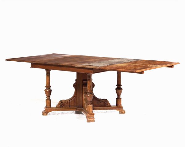 Tavolo in stile rinascimento con allunghe  - Asta  Antiquariato gennaio | Cambi Time - Associazione Nazionale - Case d'Asta italiane