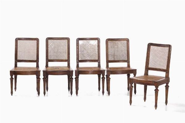 Cinque sedie in legno intagliato. XIX secolo  - Asta  Antiquariato gennaio | Cambi Time - Associazione Nazionale - Case d'Asta italiane