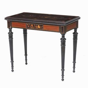 Tavolo da gioco inlegno lastronato ed intarsiato in varie essenze. XIX secolo  - Asta  Antiquariato gennaio | Cambi Time - Associazione Nazionale - Case d'Asta italiane