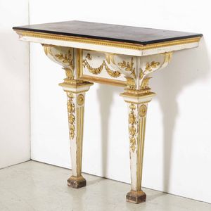 Consolle Luigi XVI in legno intagliato, laccato e dorato. XVIII-XIX secolo  - Asta  Antiquariato gennaio | Cambi Time - Associazione Nazionale - Case d'Asta italiane