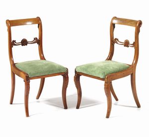 Gruppo di sette sedie. Toscana, XIX-XX secolo  - Asta  Antiquariato gennaio | Cambi Time - Associazione Nazionale - Case d'Asta italiane