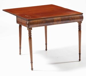 Tavolino da gioco in legno  - Asta  Antiquariato gennaio | Cambi Time - Associazione Nazionale - Case d'Asta italiane