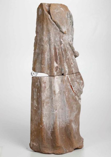 Scultore del XV secolo. Figura panneggiata. terracotta condotta a stecco, frammento  - Asta Scultura | Cambi Time - Associazione Nazionale - Case d'Asta italiane