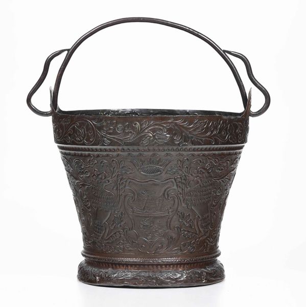 Secchio in rame interamente sbalzato. Arte del XVIII secolo  - Asta Scultura | Cambi Time - Associazione Nazionale - Case d'Asta italiane