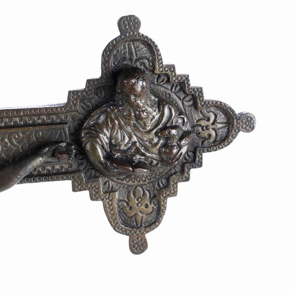 Croce astile in bronzo fuso. Fonditore veneto del XVIII secolo  - Asta Scultura | Cambi Time - Associazione Nazionale - Case d'Asta italiane