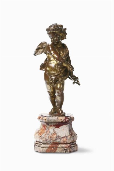 Cupido in bronzo fuso, cesellato e dorato. Scultore barocco attivo nel XVII secolo prossimo a Francois Duquesnoy (1597-1643)  - Asta Scultura e Oggetti d'Arte - Associazione Nazionale - Case d'Asta italiane