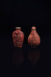 COPPIA DI SNUFF BOTTLE - Coppia di snuff bottle in lacca con  paesaggi e figure  Cina  dinastia Qing  XIX sec H  cm 7.6