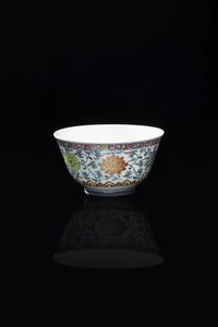 TAZZINA - Tazzina in porcellana Ducai  marchio apocrifo Xianfeng  Cina XX Sec H cm 5 5 Diam cm 10 5