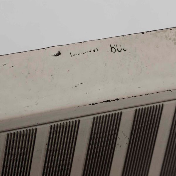 Orologio da tavolo rivestito in lamina d'argento. Bollo con fascio littorio in uso dal 1935 al 1945. Argenteria fiorentina del XX secolo  - Asta Argenti | Cambi TIME - Associazione Nazionale - Case d'Asta italiane