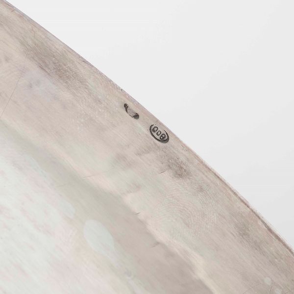 Servizio da t e caff con vassoio in argento e legno sagomato ed ebanizzato. Argenteria italiana del XX secolo. Argentiere Guerci Alessandria  - Asta Argenti | Cambi TIME - Associazione Nazionale - Case d'Asta italiane