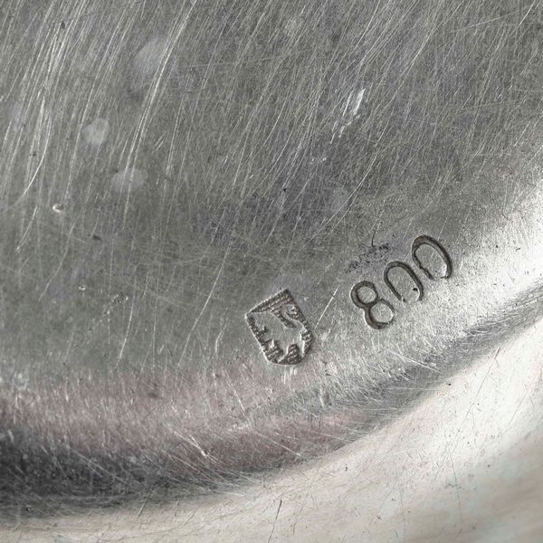 Dodici coppette. Argento fuso e sbalzato. Argenteria italiana del XX secolo  - Asta Argenti | Cambi TIME - Associazione Nazionale - Case d'Asta italiane