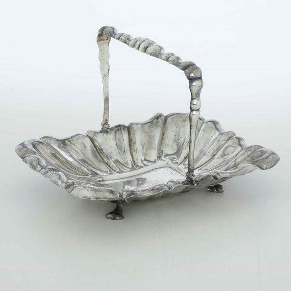 Cestino in argento fuso e sbalzato. Argenteria italiana del XX secolo, Trieste  - Asta Argenti | Cambi TIME - Associazione Nazionale - Case d'Asta italiane