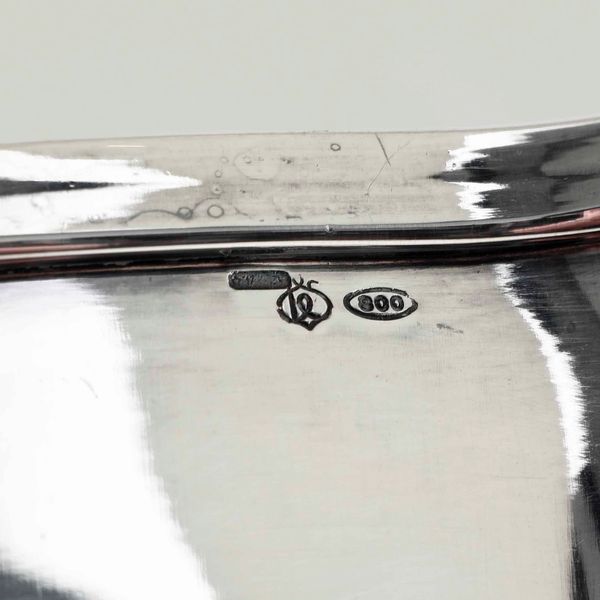 Due bacinelle. Argento fuso e sagomato. Argenteria veneta del XX secolo  - Asta Argenti | Cambi TIME - Associazione Nazionale - Case d'Asta italiane