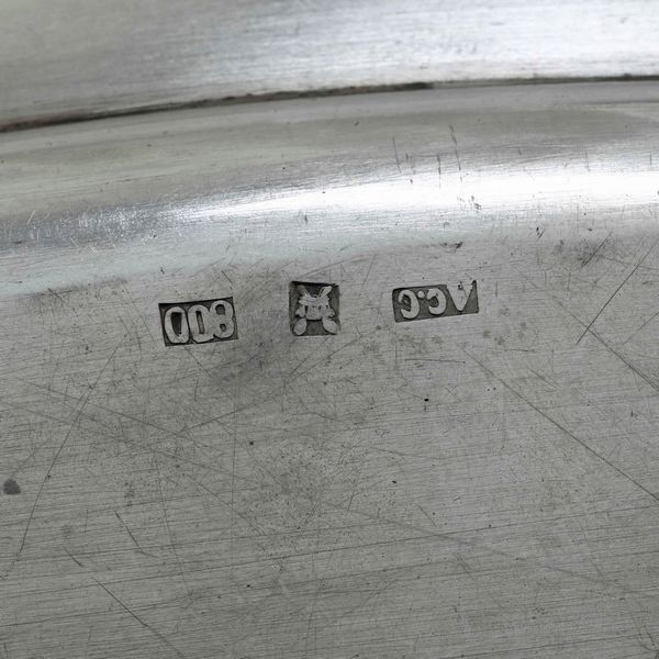 Lotto di sedici vassoi in argento diversi. Argenteria italiana della prima met del XX secolo. Argentiere Cesa, Alessandria  - Asta Argenti | Cambi TIME - Associazione Nazionale - Case d'Asta italiane