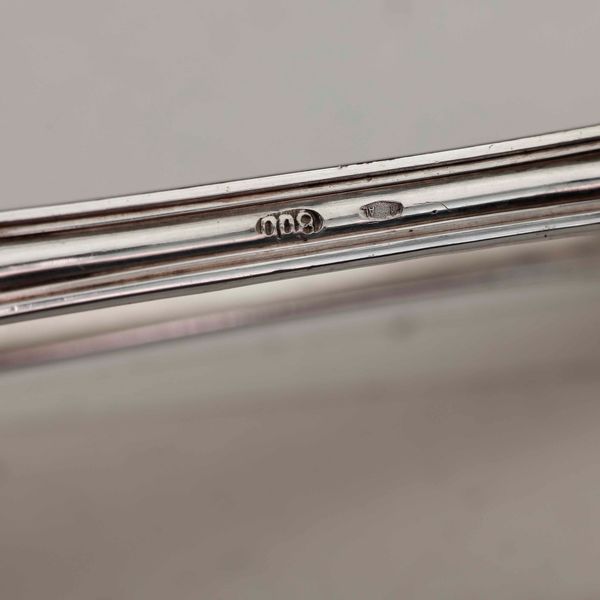 Secchiello portaghiaccio in argento. Argenteria milanese del XX secolo. Argentiere Fabbrica Italiana Argenterie di Pasquale e Mariano Alignani  - Asta Argenti | Cambi TIME - Associazione Nazionale - Case d'Asta italiane