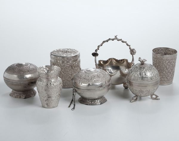 Lotto di oggetti in argento e metallo argentato. Varie manifatture del XX secolo saggio  - Asta Argenti | Cambi TIME - Associazione Nazionale - Case d'Asta italiane