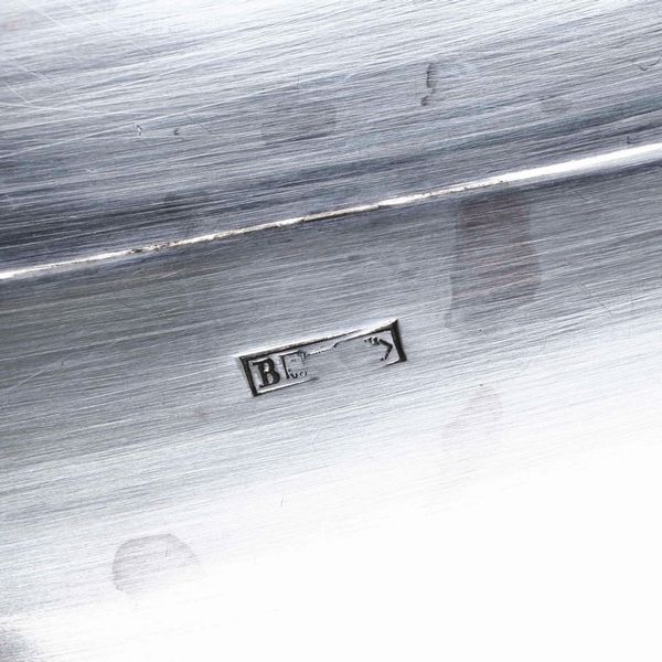 Vassoio. Metallo argentato. XX secolo  - Asta Argenti | Cambi TIME - Associazione Nazionale - Case d'Asta italiane