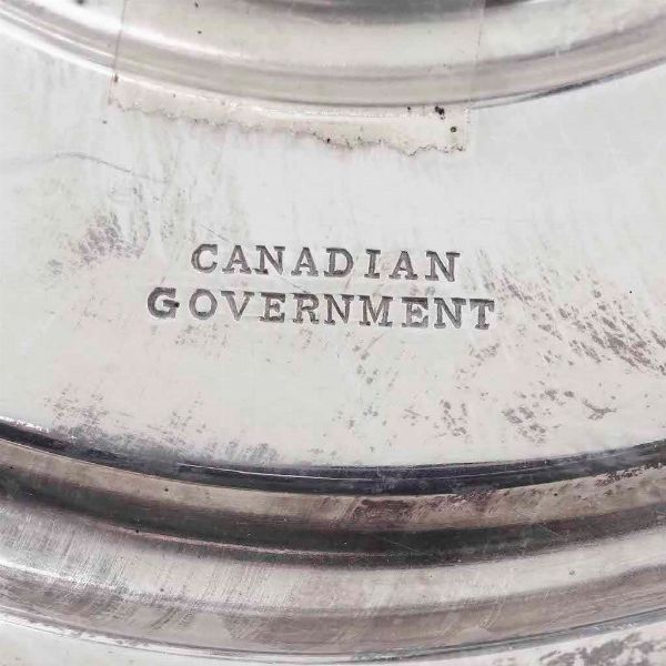 Coppia di candelieri a tre fiamme in metallo argentato  - Asta Argenti | Cambi TIME - Associazione Nazionale - Case d'Asta italiane