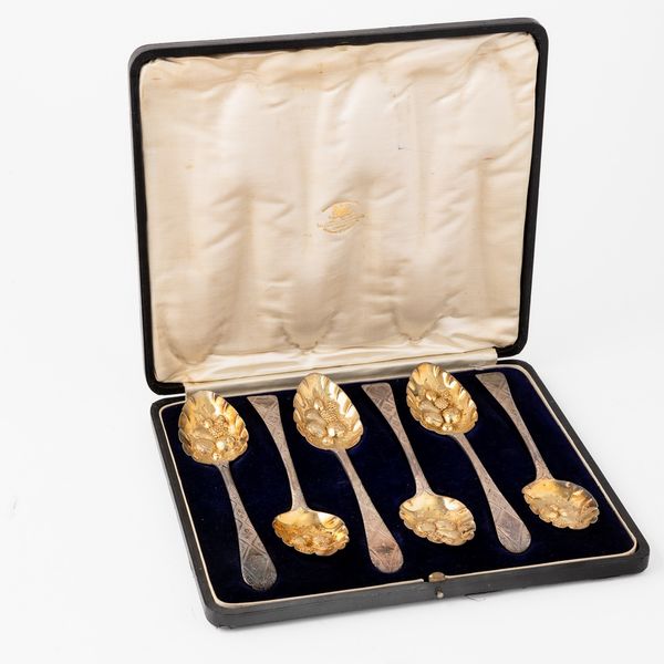 Sei cucchiai. Argento fuso, sagomato e cesellato. Bollo della citt di Londra per l'anno 1815  - Asta Argenti | Cambi TIME - Associazione Nazionale - Case d'Asta italiane