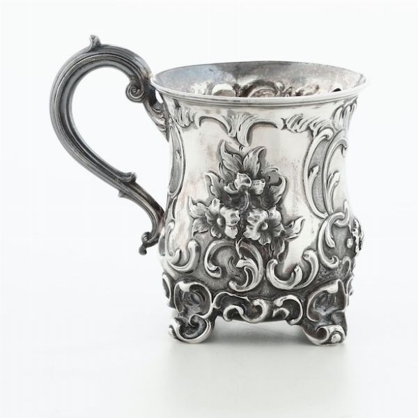 Boccale in argento fuso e cesellato. Londra 1843, argentiere C.Reily & G.Storer  - Asta Argenti | Cambi TIME - Associazione Nazionale - Case d'Asta italiane