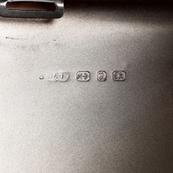 Gruppo di otto portabiglietti in argento. Inghilterra XX secolo  - Asta Argenti | Cambi TIME - Associazione Nazionale - Case d'Asta italiane