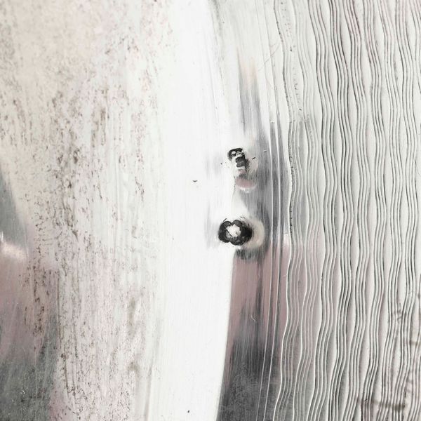 Lotto composto da alzata biansata e ciotola sagomata. Argento fuso, sbalzato e cesellato. Impero austro ungarico XIX secolo  - Asta Argenti | Cambi TIME - Associazione Nazionale - Case d'Asta italiane