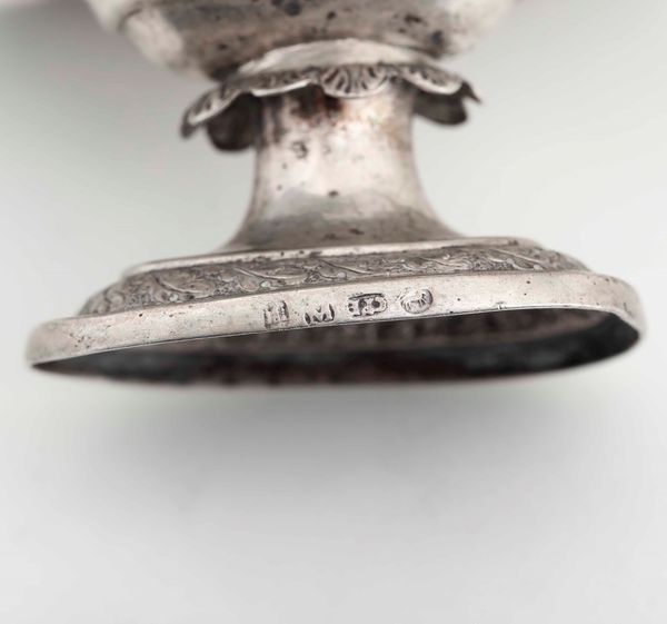 Cinque saliere in argento sbalzato e cesellato. Danimarca (?) XIX secolo  - Asta Argenti | Cambi TIME - Associazione Nazionale - Case d'Asta italiane