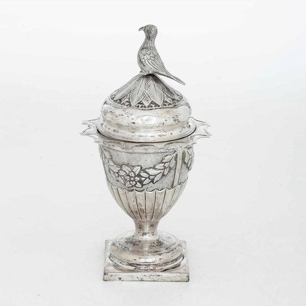 Zuccheriera. Argento fuso e traforato. Argenteria d�oltralpe del XIX secolo  - Asta Argenti | Cambi TIME - Associazione Nazionale - Case d'Asta italiane