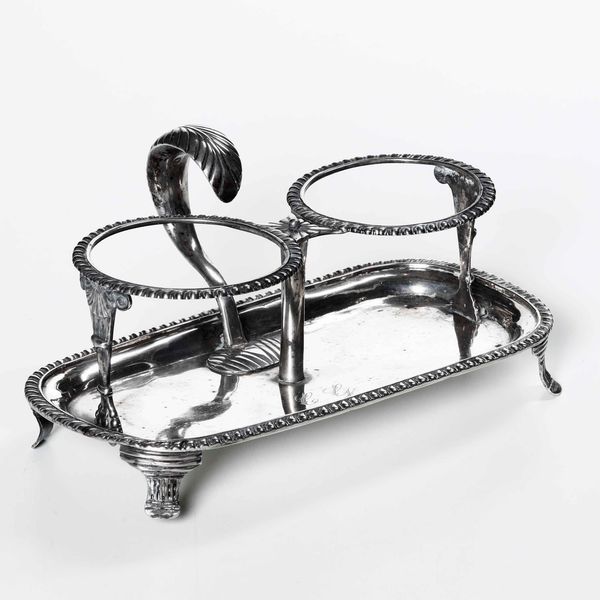 Porta ampolle. Argento fuso, sbalzato e cesellato. Sanpietroburgo XIX secolo  - Asta Argenti | Cambi TIME - Associazione Nazionale - Case d'Asta italiane