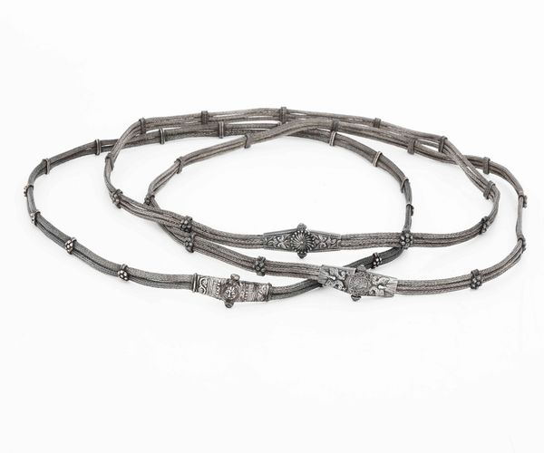 Tre cinture per costume da cerimonia misure diverse Argento fuso, intrecciato e sbalzato Probabile arte balcanica del XIX - XX secolo  - Asta Argenti | Cambi TIME - Associazione Nazionale - Case d'Asta italiane