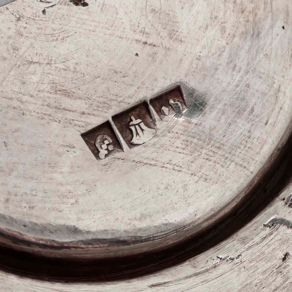 Servizio da caff in argento fuso, sbalzato e cesellato. Egitto XX secolo  - Asta Argenti | Cambi TIME - Associazione Nazionale - Case d'Asta italiane