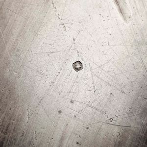 Zuccheriera e vassoio in argento fuso e sbalzato. Argenteria italiana del XIX-XX secolo (marchio non leggibile)  - Asta Argenti | Cambi TIME - Associazione Nazionale - Case d'Asta italiane