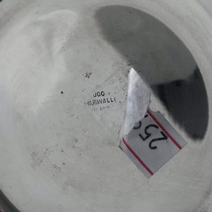 Lotto in argento composto da un coppetta, un tastevin e una scatoletta. Argenteria italiana del XX secolo. Argentieri differenti  - Asta Argenti | Cambi TIME - Associazione Nazionale - Case d'Asta italiane