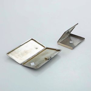 Lotto di 2 portasigarette in argento. Argenteria italiana del XX secolo  - Asta Argenti | Cambi TIME - Associazione Nazionale - Case d'Asta italiane