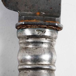 Lotto composto da 26 coltelli, 25 forchette e 11 cucchiai in argento, XX secolo differenti (marchi consunti di difficile lettura)  - Asta Argenti | Cambi TIME - Associazione Nazionale - Case d'Asta italiane