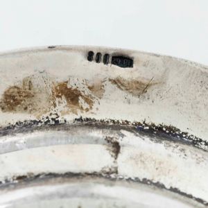 Lotti di tre oggetti in argento composto da oliera, formaggiera e zuccheriera. Varie manifatture italiane del XIX-XX secolo  - Asta Argenti | Cambi TIME - Associazione Nazionale - Case d'Asta italiane