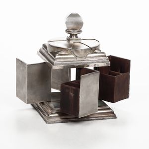 Portasigarette in argento. Argenteria inglese del XX secolo, bollo della citt di Londra  - Asta Argenti | Cambi TIME - Associazione Nazionale - Case d'Asta italiane