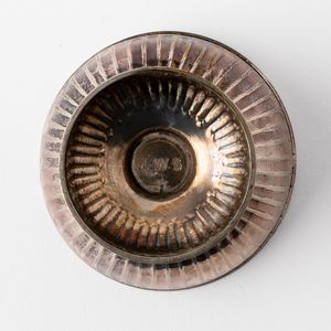 Coppia di saliere. Argento fuso e sagomato. Bollo della citt di Birmingham per l'anno 1915  - Asta Argenti | Cambi TIME - Associazione Nazionale - Case d'Asta italiane