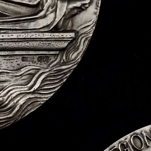 Astuccio contenente sette medaglie commemorative in argento.  - Asta Argenti | Cambi TIME - Associazione Nazionale - Case d'Asta italiane