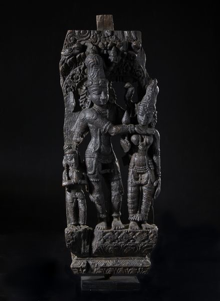 Arte Cinese : Incensiere tripode in bronzo Cina, dinastia Qing, XVIII secolo  - Asta Asta 392 | ARTE ORIENTALE E ISLAMICA - ARTE AFRICANA, OCEANICA E DELLE AMERICHE - EAST AND SOUTH: ASIAN, ISLAMIC, INDIAN AND ETHNOGRAPIC ART Online - Associazione Nazionale - Case d'Asta italiane