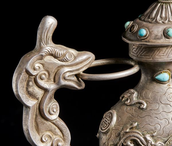 Arte Cinese : Statua in terracotta raffigurante fanciulla a cavalloCina, dinastia Tang, IX secolo  - Asta Asta 392 | ARTE ORIENTALE E ISLAMICA - ARTE AFRICANA, OCEANICA E DELLE AMERICHE - EAST AND SOUTH: ASIAN, ISLAMIC, INDIAN AND ETHNOGRAPIC ART Online - Associazione Nazionale - Case d'Asta italiane