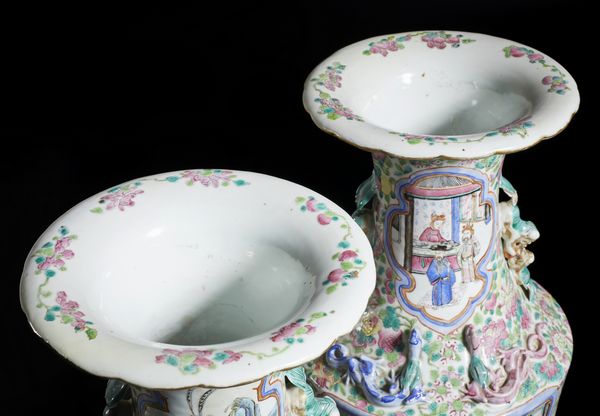 Arte Cinese : Uccello su ramo fioritoCina, dinastia Qing, inizi XX secolo  - Asta Asta 392 | ARTE ORIENTALE E ISLAMICA - ARTE AFRICANA, OCEANICA E DELLE AMERICHE - EAST AND SOUTH: ASIAN, ISLAMIC, INDIAN AND ETHNOGRAPIC ART Online - Associazione Nazionale - Case d'Asta italiane