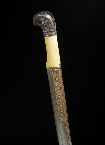 Arte Cinese : Ventaglio entro scatola laccata Cina, dinastia Qing, XIX secolo  - Asta Asta 392 | ARTE ORIENTALE E ISLAMICA - ARTE AFRICANA, OCEANICA E DELLE AMERICHE - EAST AND SOUTH: ASIAN, ISLAMIC, INDIAN AND ETHNOGRAPIC ART Online - Associazione Nazionale - Case d'Asta italiane