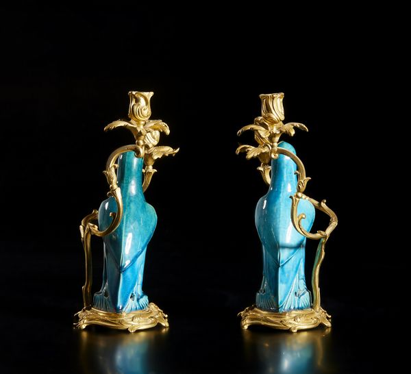 Arte Cinese : Grande figura di orante in stucco policromoCina, dinastia Ming, XVI secolo  - Asta Asta 392 | ARTE ORIENTALE E ISLAMICA - ARTE AFRICANA, OCEANICA E DELLE AMERICHE - EAST AND SOUTH: ASIAN, ISLAMIC, INDIAN AND ETHNOGRAPIC ART Online - Associazione Nazionale - Case d'Asta italiane